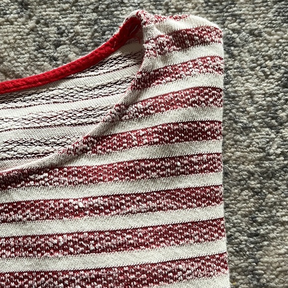 Jella Couture sweater - Picture 9 of 9